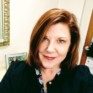 Meet your Posher, Ellen